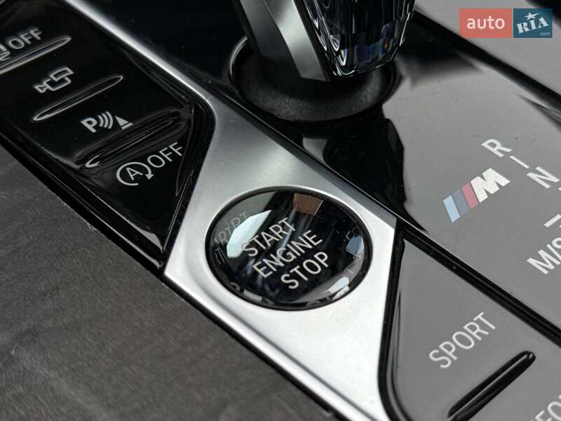 Внедорожник / Кроссовер BMW X5 2019 в Киеве