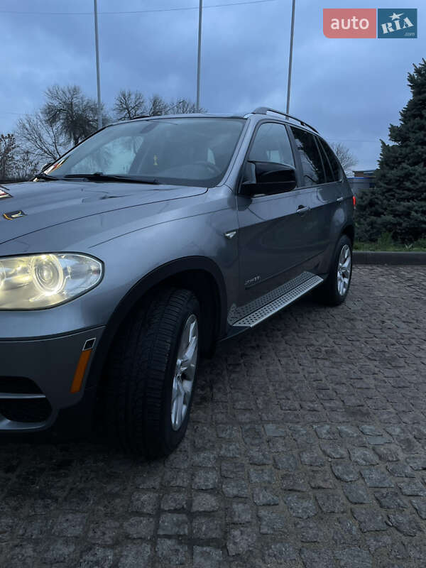 Внедорожник / Кроссовер BMW X5 2012 в Первомайске