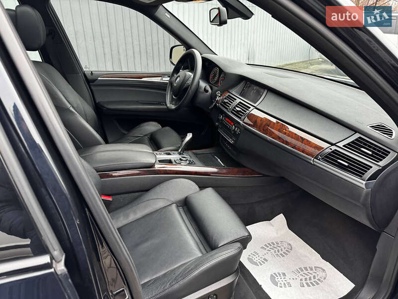 Внедорожник / Кроссовер BMW X5 2010 в Днепре фото 19 Внедорожник / Кроссовер BMW X5 2010 в Днепре