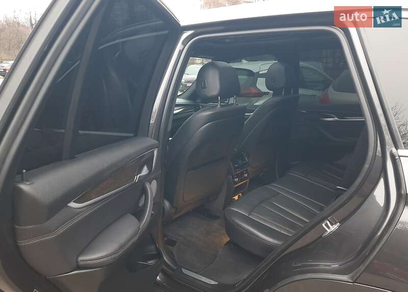 Внедорожник / Кроссовер BMW X5 2017 в Хмельницком