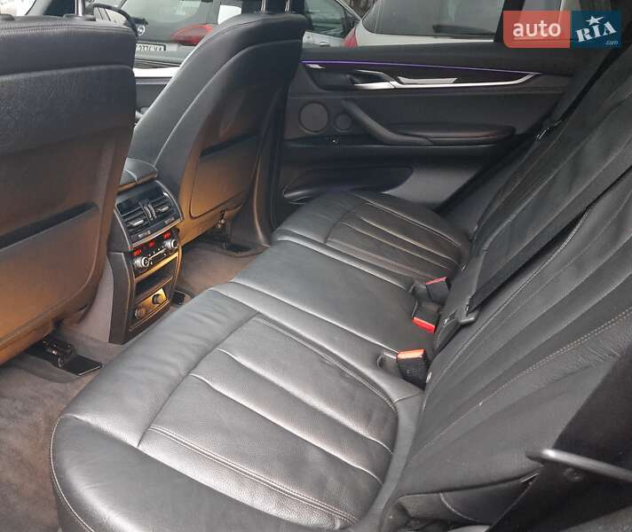 Внедорожник / Кроссовер BMW X5 2017 в Хмельницком