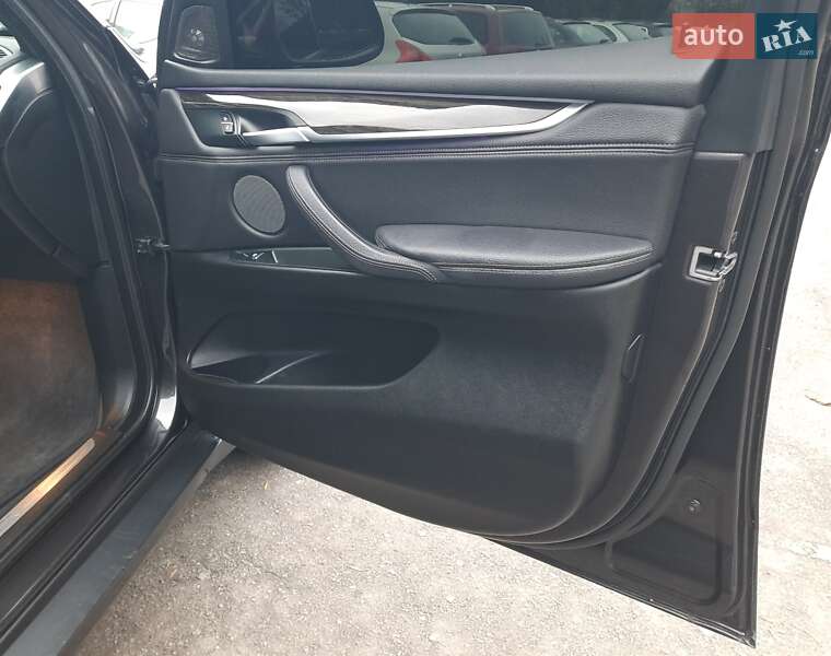 Внедорожник / Кроссовер BMW X5 2017 в Хмельницком