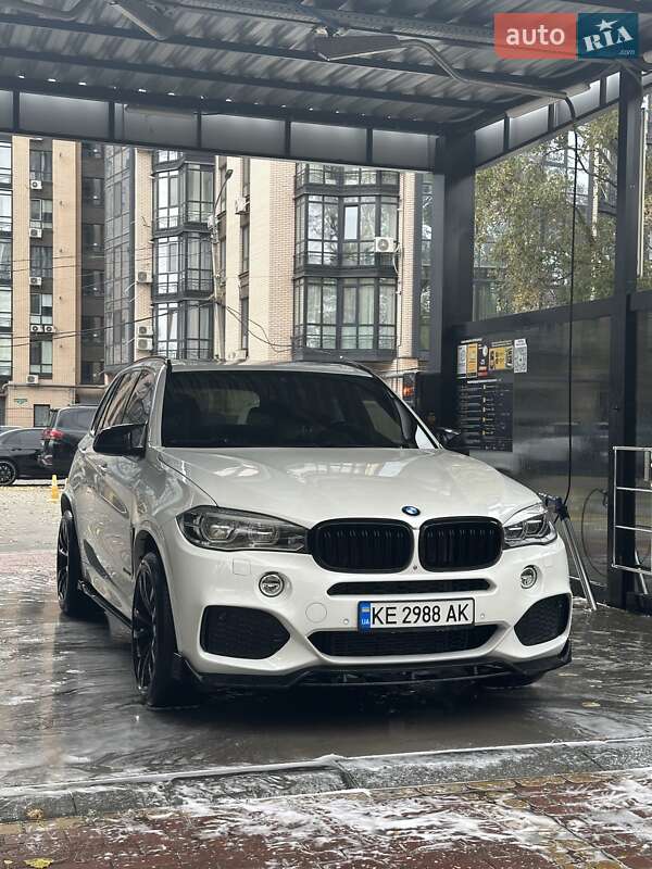 Внедорожник / Кроссовер BMW X5 2015 в Днепре