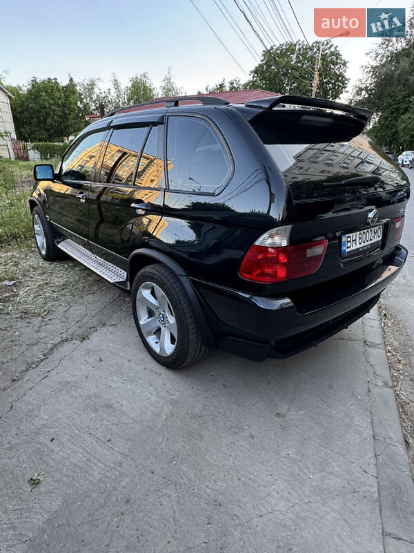Внедорожник / Кроссовер BMW X5 2004 в Измаиле