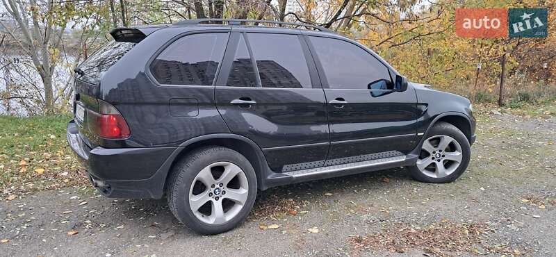 Внедорожник / Кроссовер BMW X5 2004 в Киеве