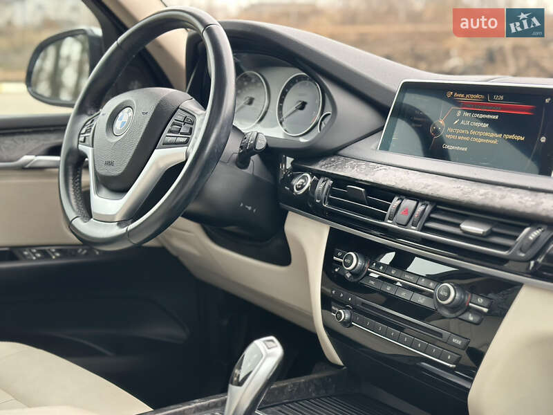 Внедорожник / Кроссовер BMW X5 2015 в Киеве