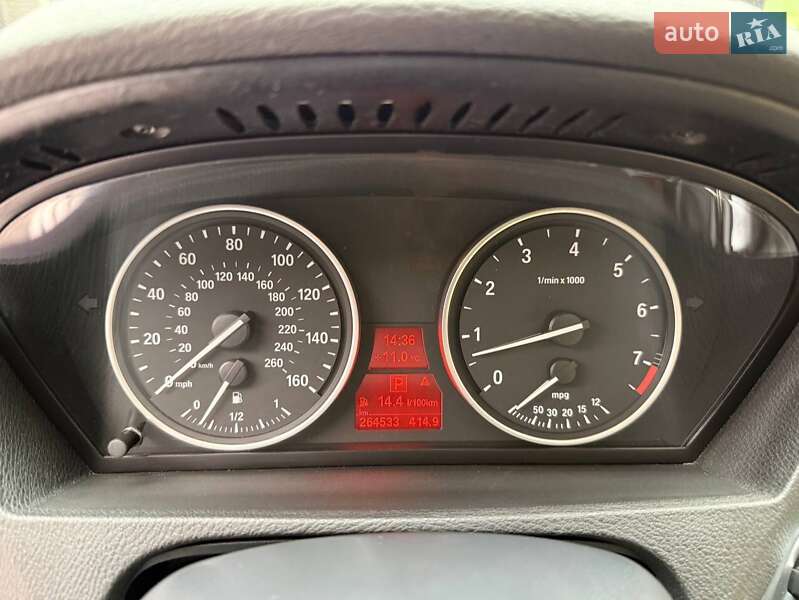 Внедорожник / Кроссовер BMW X5 2011 в Киеве