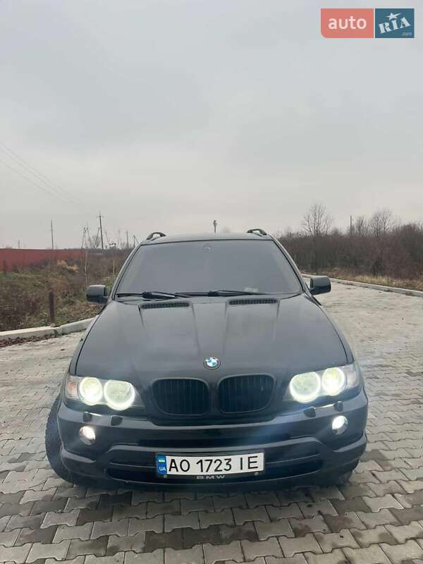 Внедорожник / Кроссовер BMW X5 2001 в Мукачево