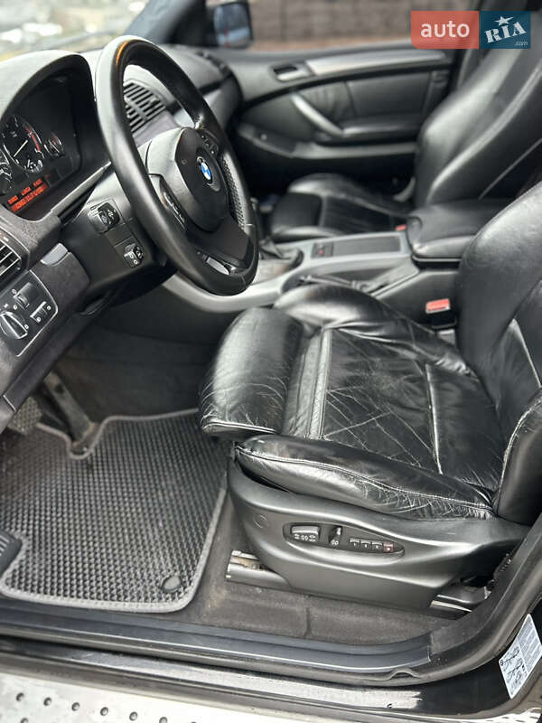Внедорожник / Кроссовер BMW X5 2004 в Житомире