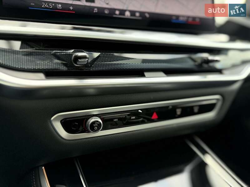 Внедорожник / Кроссовер BMW X5 2024 в Хмельницком