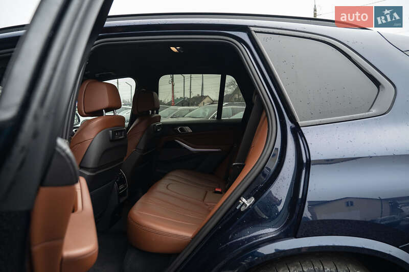 Внедорожник / Кроссовер BMW X5 2022 в Черновцах