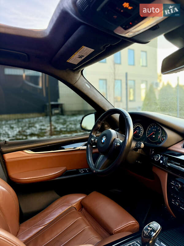 Внедорожник / Кроссовер BMW X5 2015 в Луцке