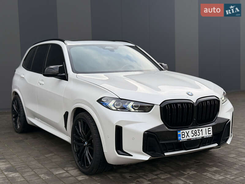 Внедорожник / Кроссовер BMW X5 2023 в Хмельницком