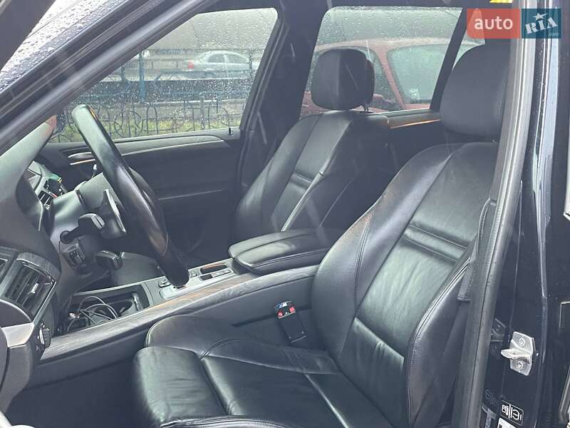 Внедорожник / Кроссовер BMW X5 2012 в Киеве