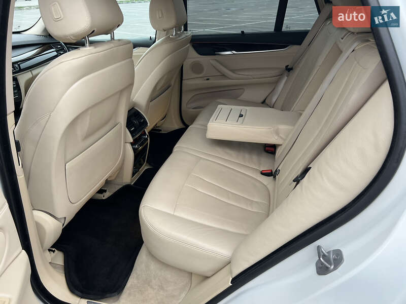 Внедорожник / Кроссовер BMW X5 2014 в Днепре фото 11 Внедорожник / Кроссовер BMW X5 2014 в Днепре