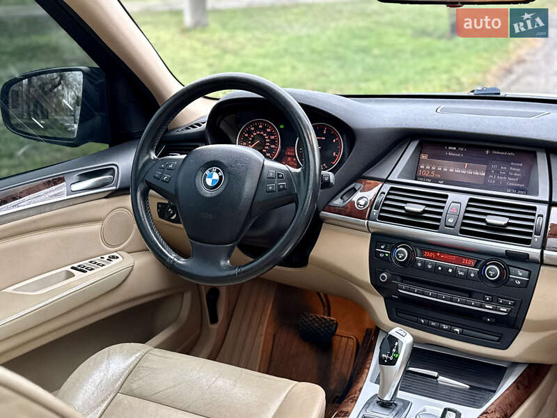 Внедорожник / Кроссовер BMW X5 2009 в Николаеве