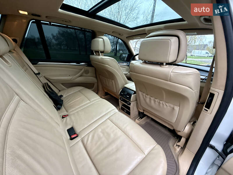 Внедорожник / Кроссовер BMW X5 2009 в Николаеве