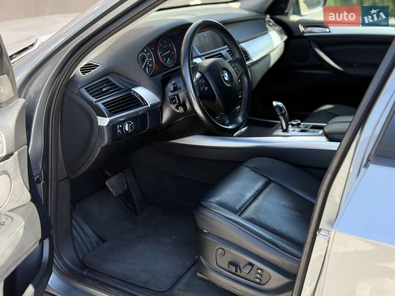 Внедорожник / Кроссовер BMW X5 2012 в Львове
