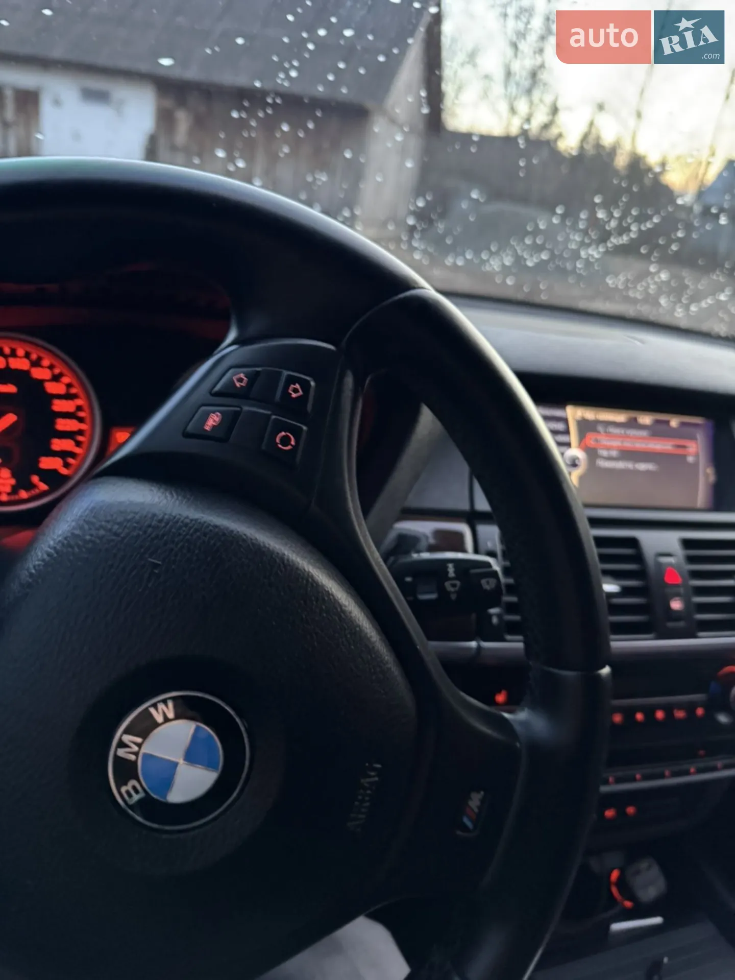 2010 BMW X5 - мініатюра 21