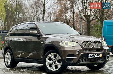 Позашляховик / Кросовер BMW X5 2010 в Звягелі