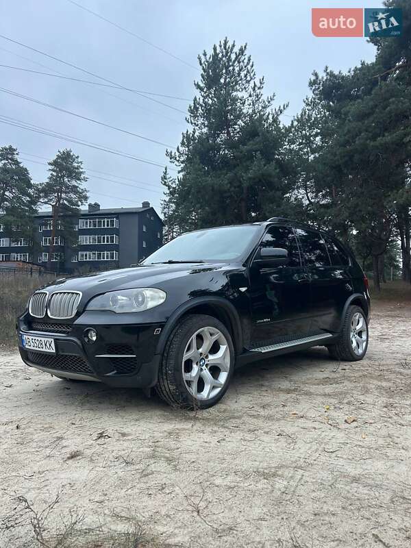 Внедорожник / Кроссовер BMW X5 2013 в Ахтырке