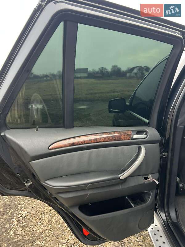 Позашляховик / Кросовер BMW X5 2002 в Коломиї