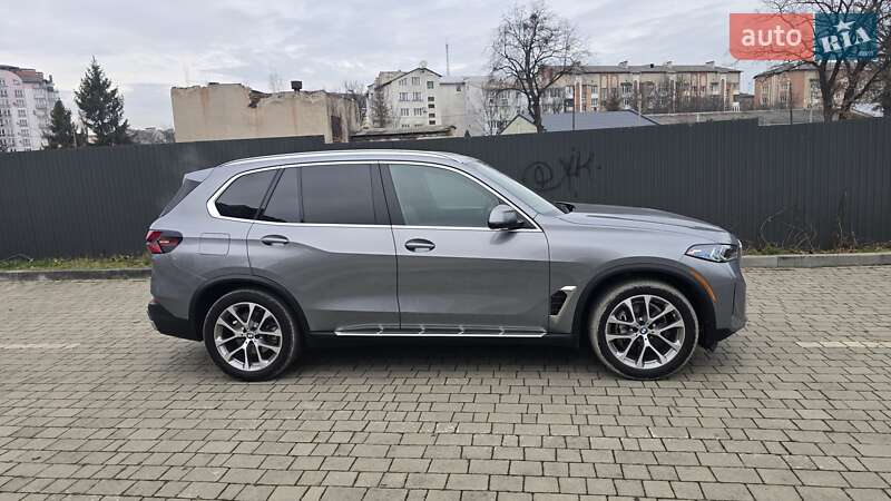 Позашляховик / Кросовер BMW X5 2023 в Івано-Франківську