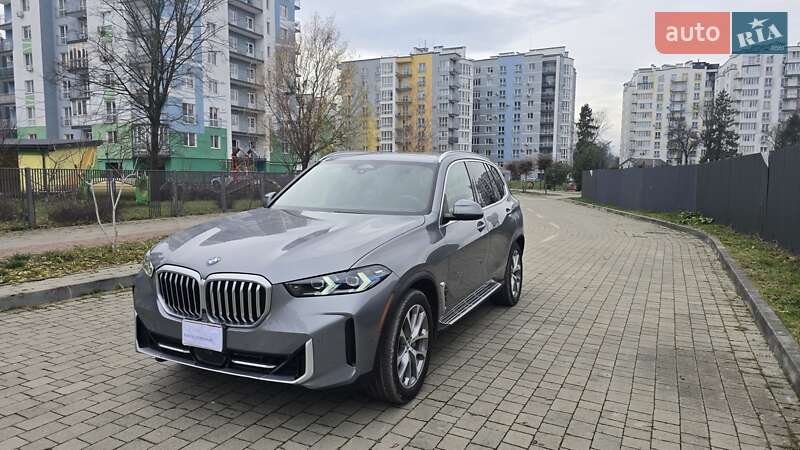 Позашляховик / Кросовер BMW X5 2023 в Івано-Франківську