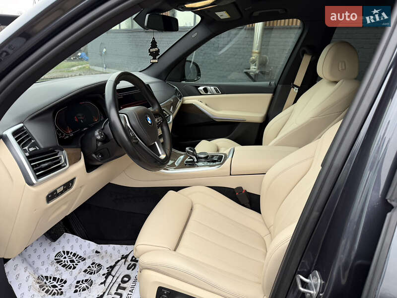 Внедорожник / Кроссовер BMW X5 2019 в Луцке