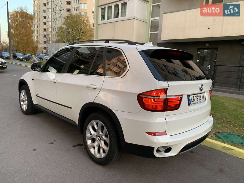 Внедорожник / Кроссовер BMW X5 2013 в Киеве