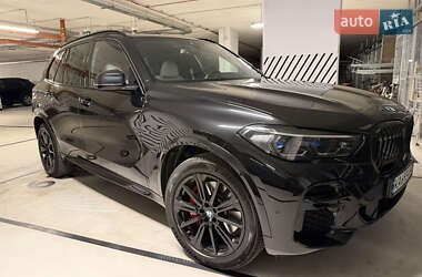 Внедорожник / Кроссовер BMW X5 2022 в Хмельницком