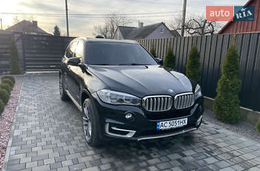 Позашляховик / Кросовер BMW X5 2014 в Луцьку
