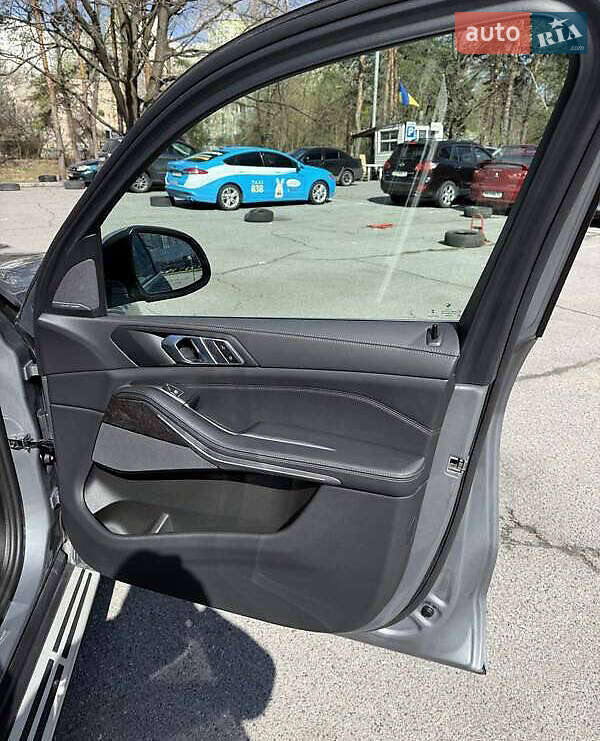 Внедорожник / Кроссовер BMW X5 2023 в Авангарде