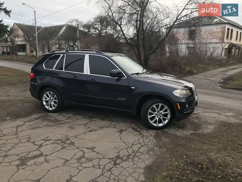 Внедорожник / Кроссовер BMW X5 2010 в Лубнах