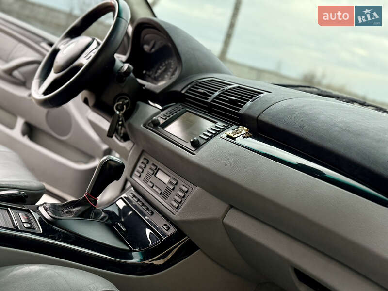 Внедорожник / Кроссовер BMW X5 2004 в Каменке-Бугской