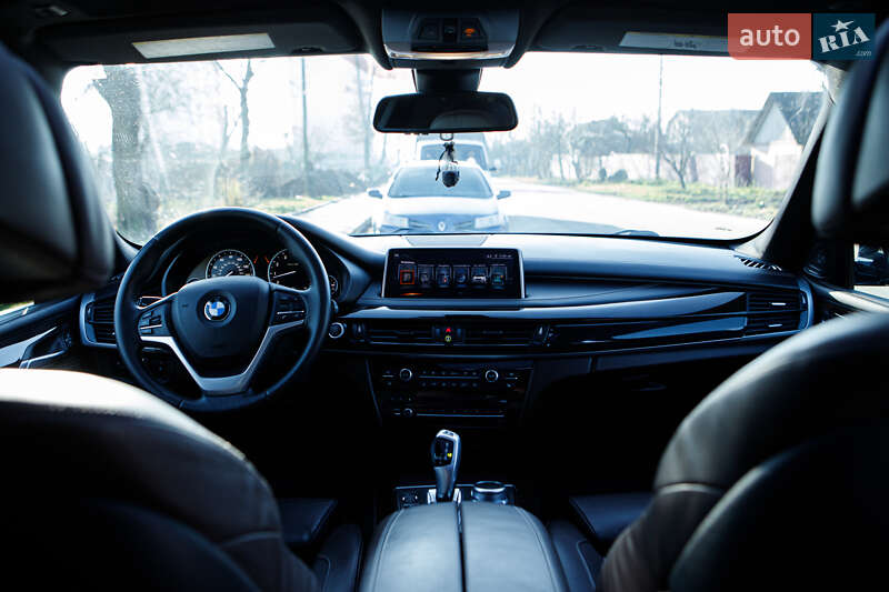 Позашляховик / Кросовер BMW X5 2016 в Вінниці
