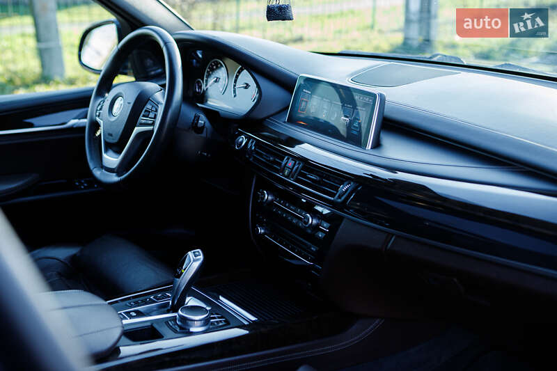 Позашляховик / Кросовер BMW X5 2016 в Вінниці