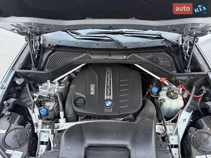 Внедорожник / Кроссовер BMW X5 2017 в Днепре