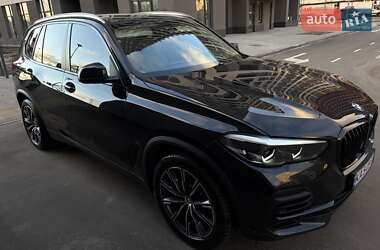 Внедорожник / Кроссовер BMW X5 2022 в Киеве