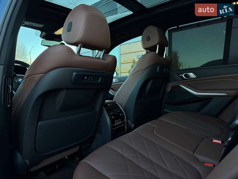 Внедорожник / Кроссовер BMW X5 2022 в Ровно