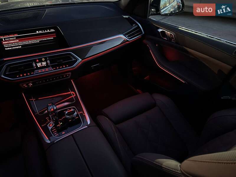 Внедорожник / Кроссовер BMW X5 2022 в Ровно