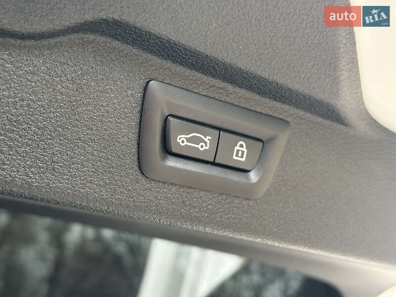 Внедорожник / Кроссовер BMW X5 2014 в Ровно