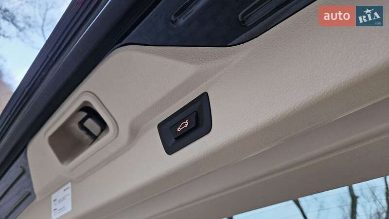 Позашляховик / Кросовер BMW X5 2014 в Сваляві