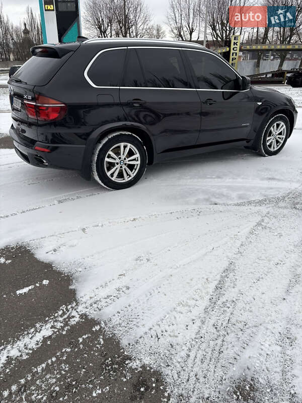 Внедорожник / Кроссовер BMW X5 2011 в Киеве