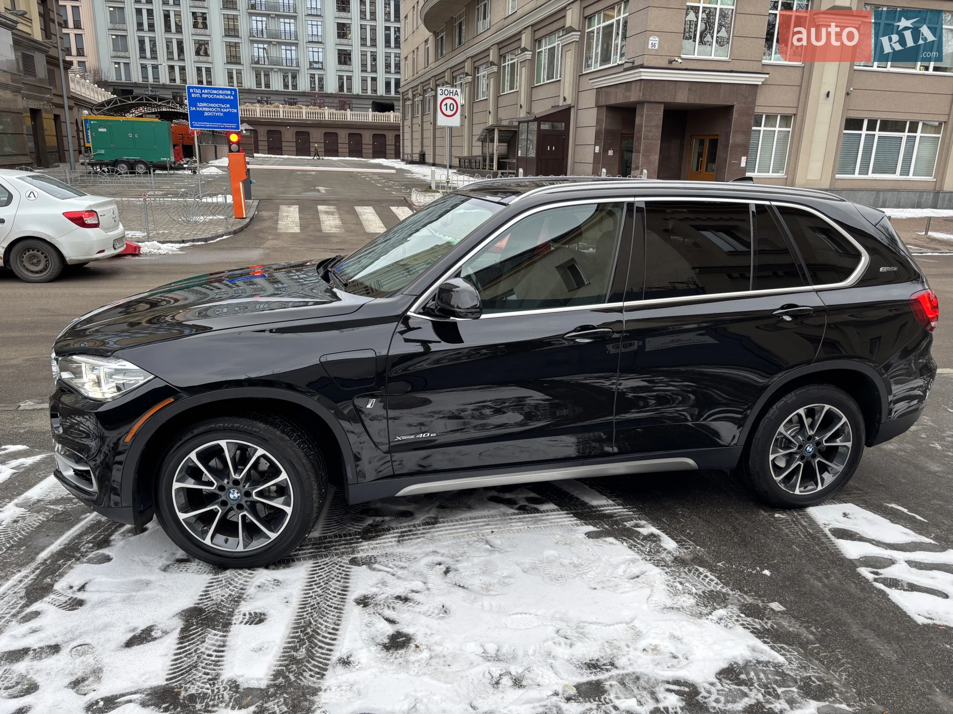 2017 BMW X5 - мініатюра 3