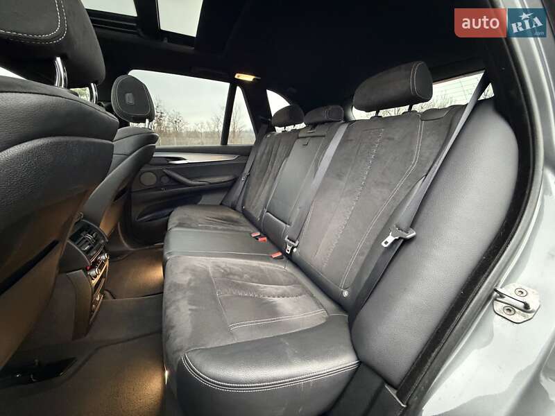 Внедорожник / Кроссовер BMW X5 2018 в Черновцах