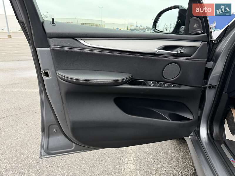 Внедорожник / Кроссовер BMW X5 2018 в Черновцах