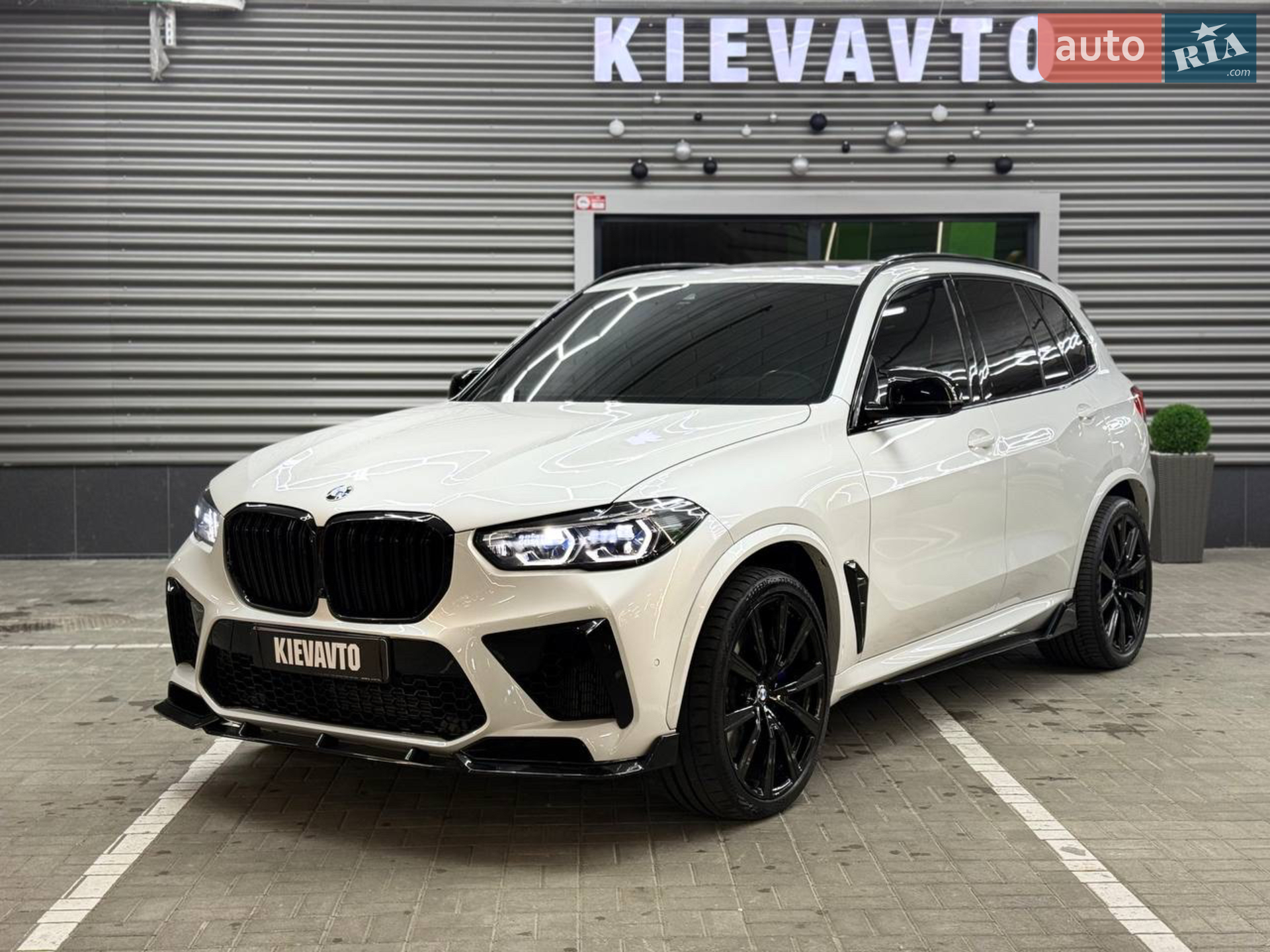 2023 BMW X5 - мініатюра 3