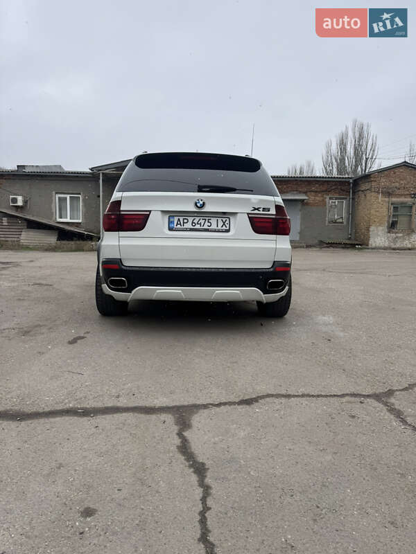 Внедорожник / Кроссовер BMW X5 2010 в Запорожье