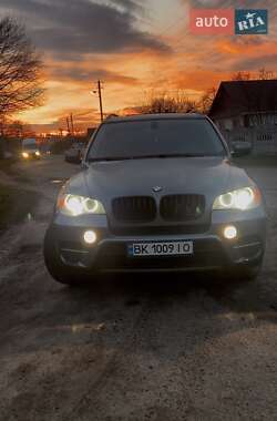 Позашляховик / Кросовер BMW X5 2010 в Вараші